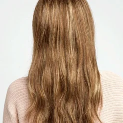 Raquel Welch Miles Of Style