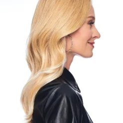 Raquel Welch Charmed Life 12